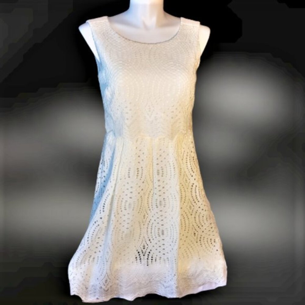 Antonio Melani Cream Geometric Lace Midi Dress Size 12 Scoop Sleeveless Lined